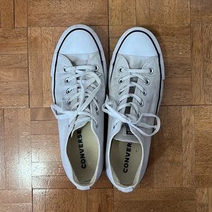 Platform Converse, Low Top (“Mouse” color)